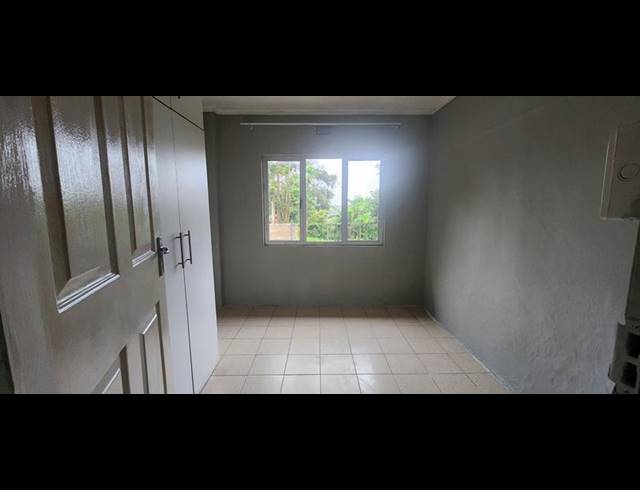 2 BEDROOM PROPERTY TO RENT IN CRAIGIEBURN